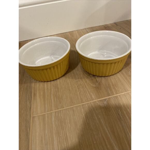 Set of 2 Yellow Gold Ribbed Ramekins Stackable 4.25 x 4.25 Baking Dish Round - Picture 1 of 6